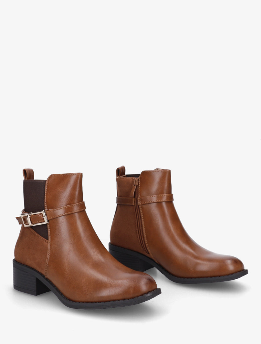 Botines con Hebilla Marrones