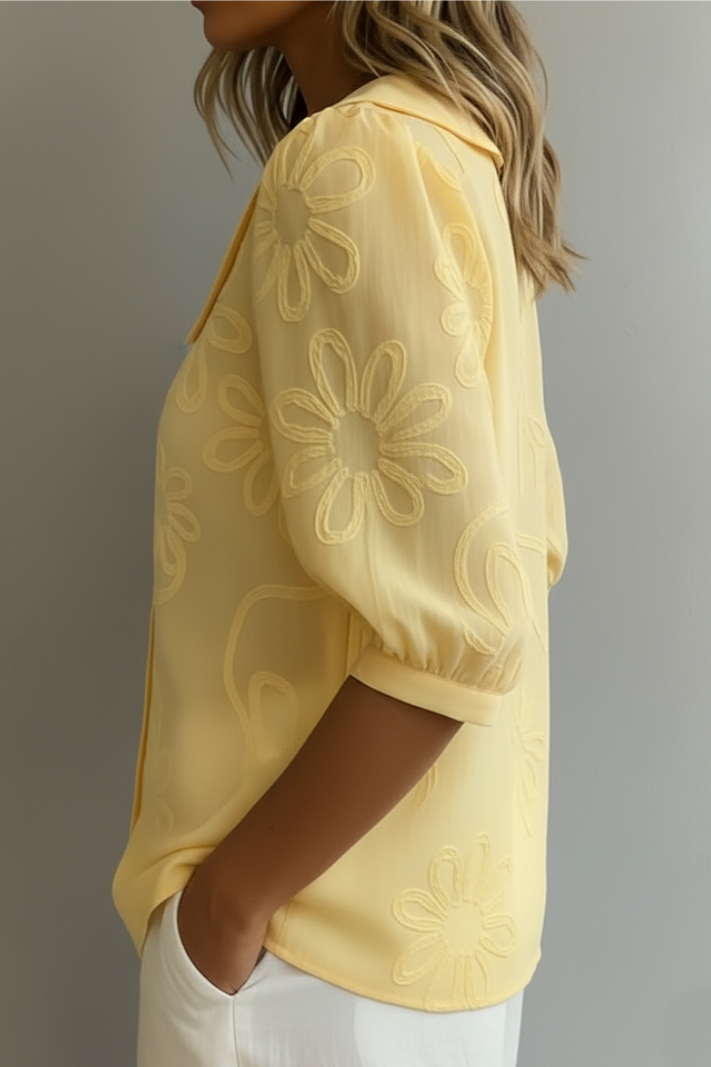Camiseta Floral Elegante