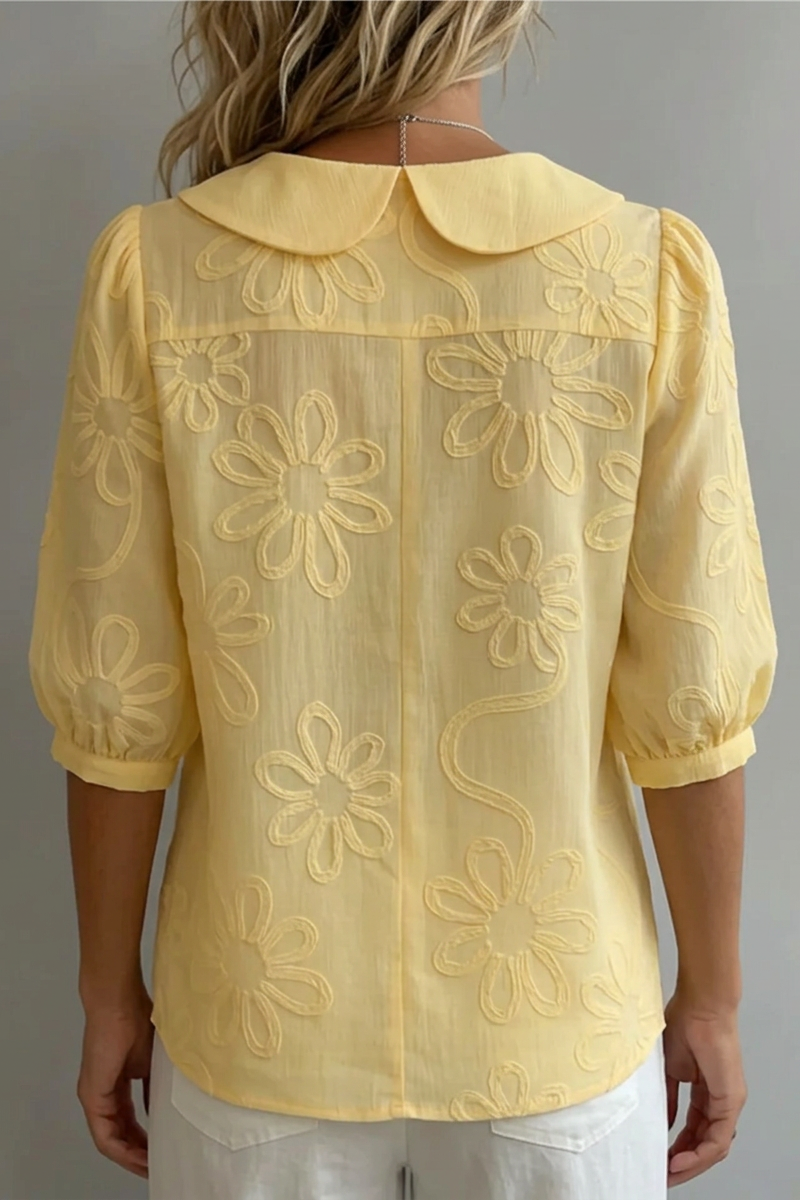 Camiseta Floral Elegante